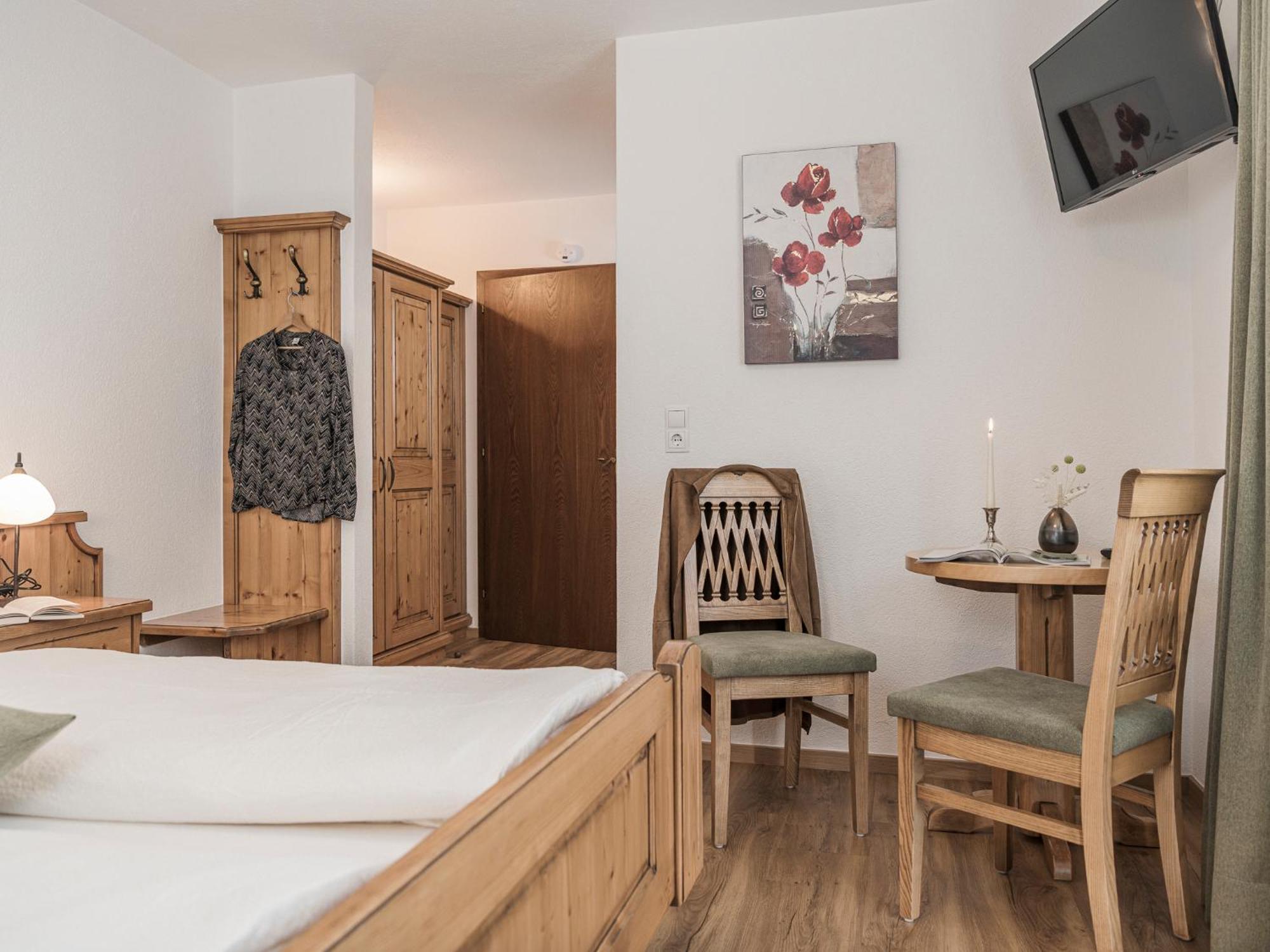 Hotel Haus Christine Ried im Zillertal Zewnętrze zdjęcie