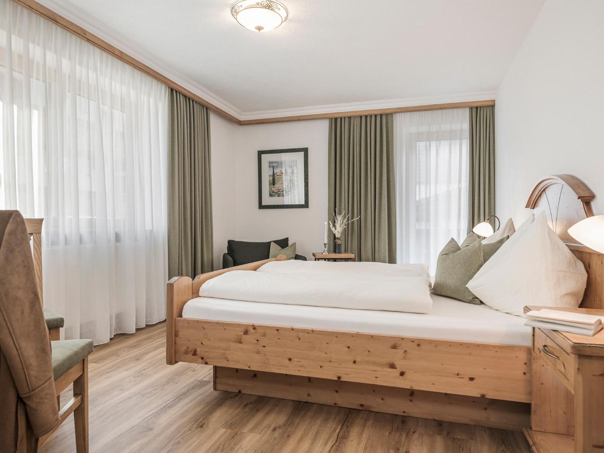 Hotel Haus Christine Ried im Zillertal Zewnętrze zdjęcie