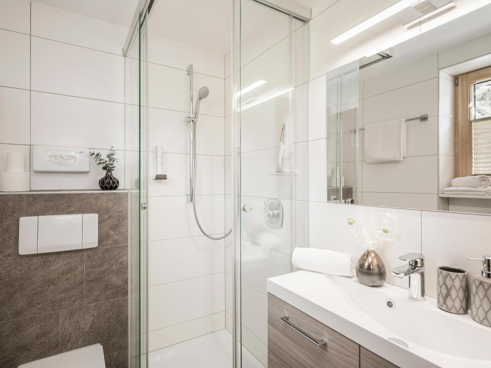 Hotel Haus Christine Ried im Zillertal Zewnętrze zdjęcie
