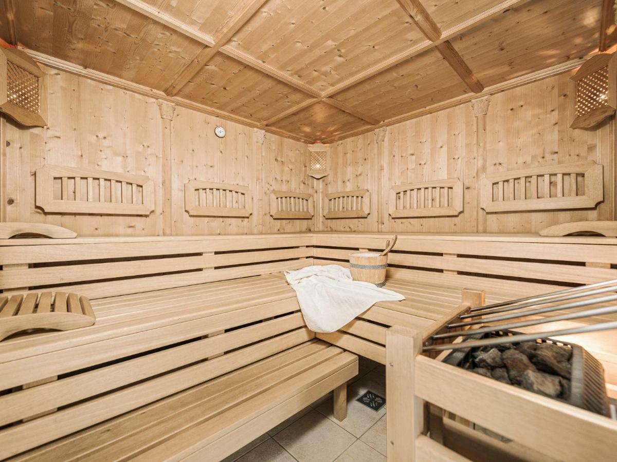 Hotel Haus Christine Ried im Zillertal Zewnętrze zdjęcie